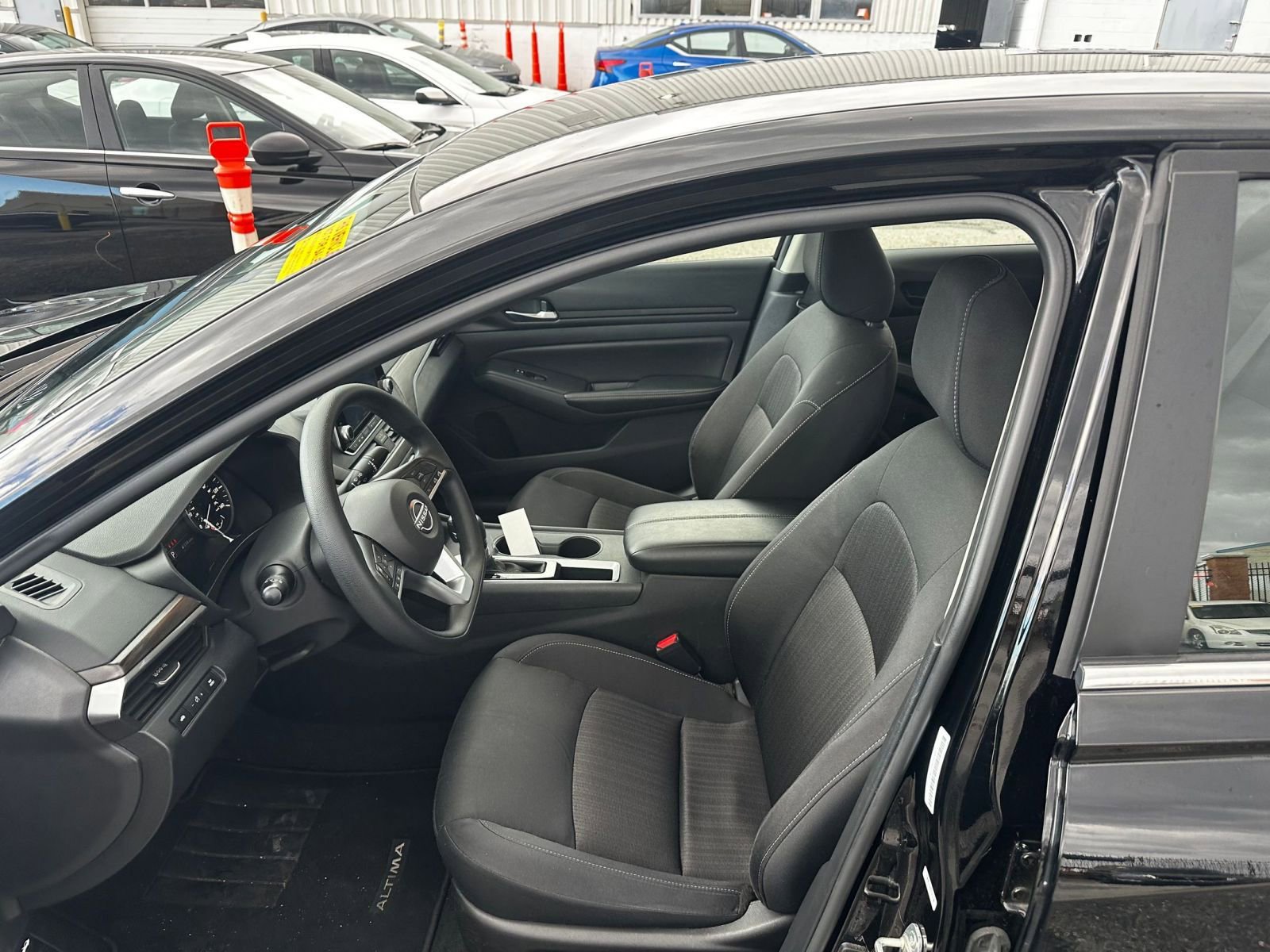 Thumbnail: 2025 Nissan Altima - 6