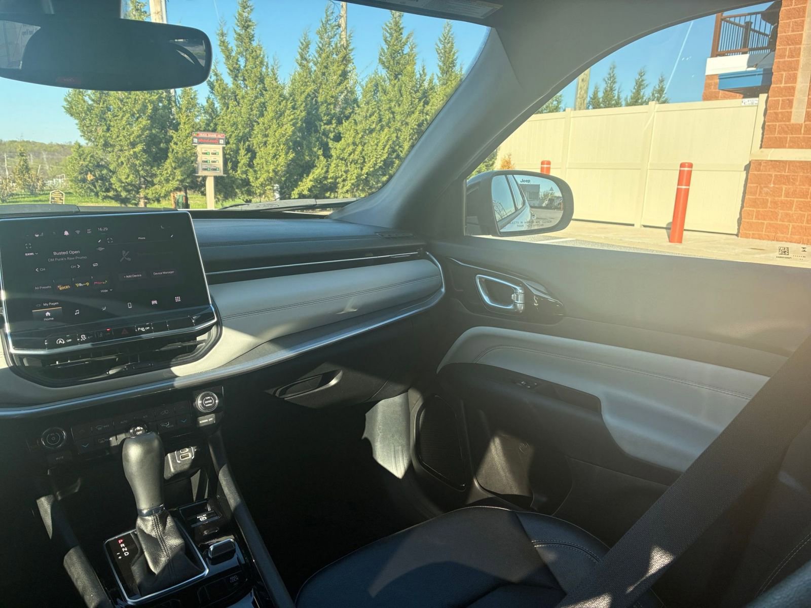 Thumbnail: 2025 Jeep Compass - 30