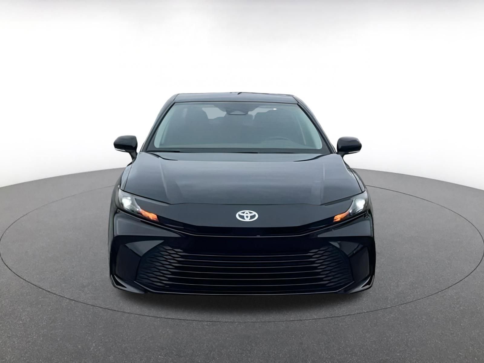 Thumbnail: 2025 Toyota Camry - 4