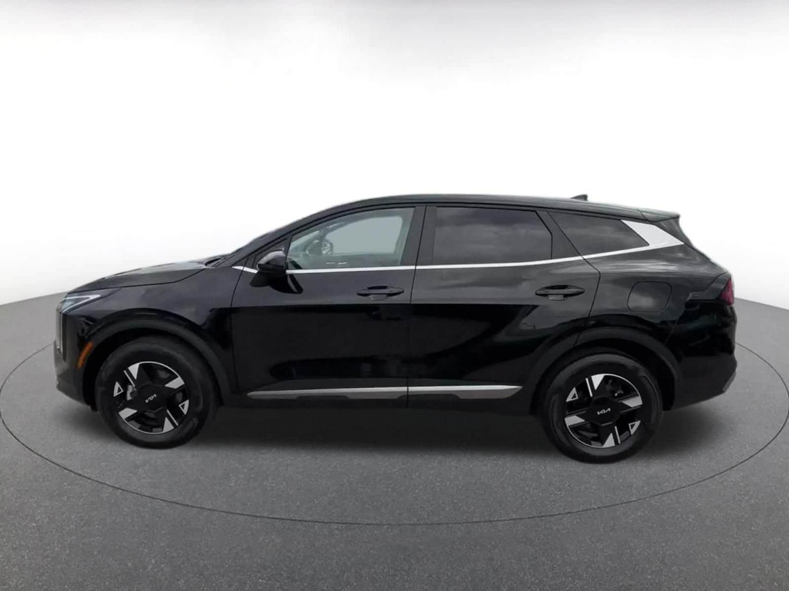 Thumbnail: 2026 Kia Sportage - 8