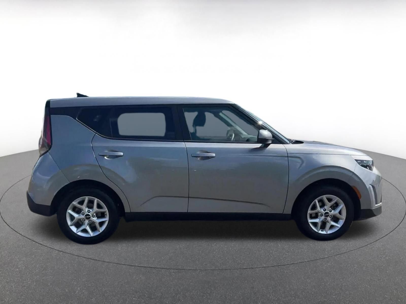 Thumbnail: 2025 Kia Soul - 16
