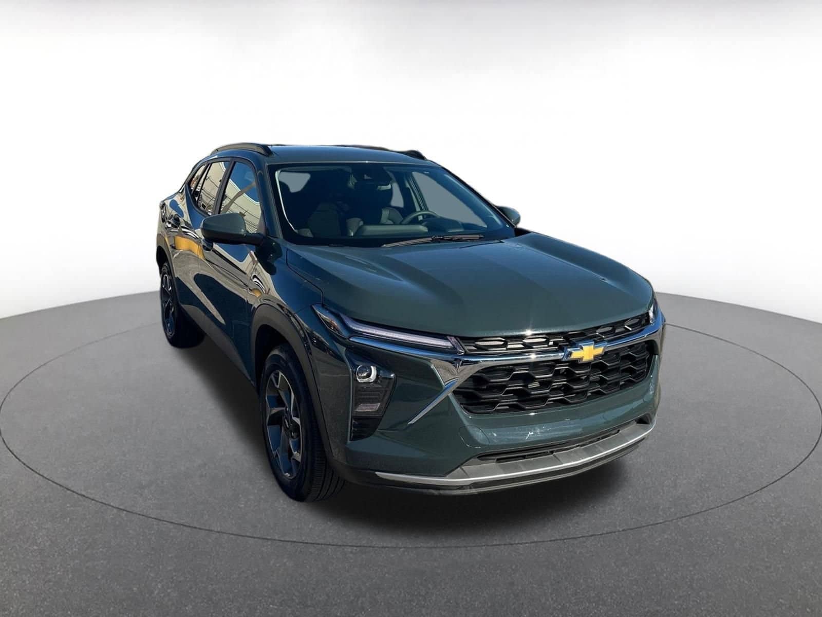 Thumbnail: 2025 Chevrolet Trax - 1