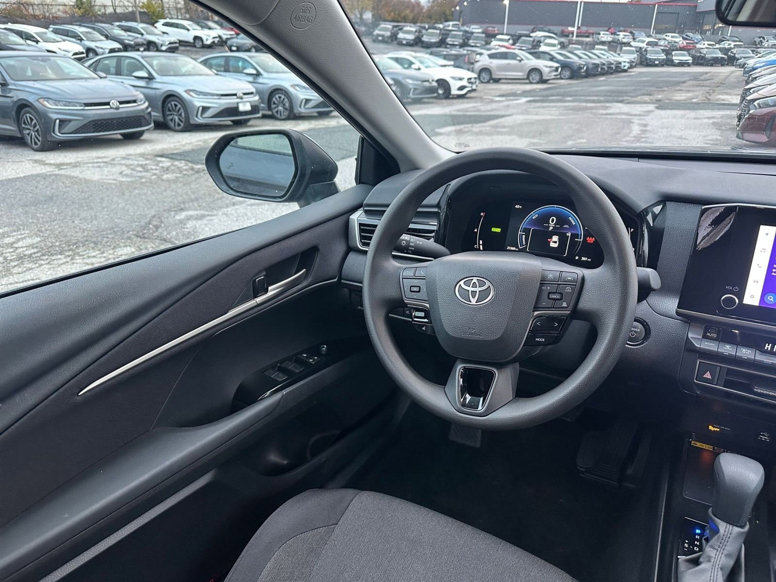 Thumbnail: 2025 Toyota Camry - 33