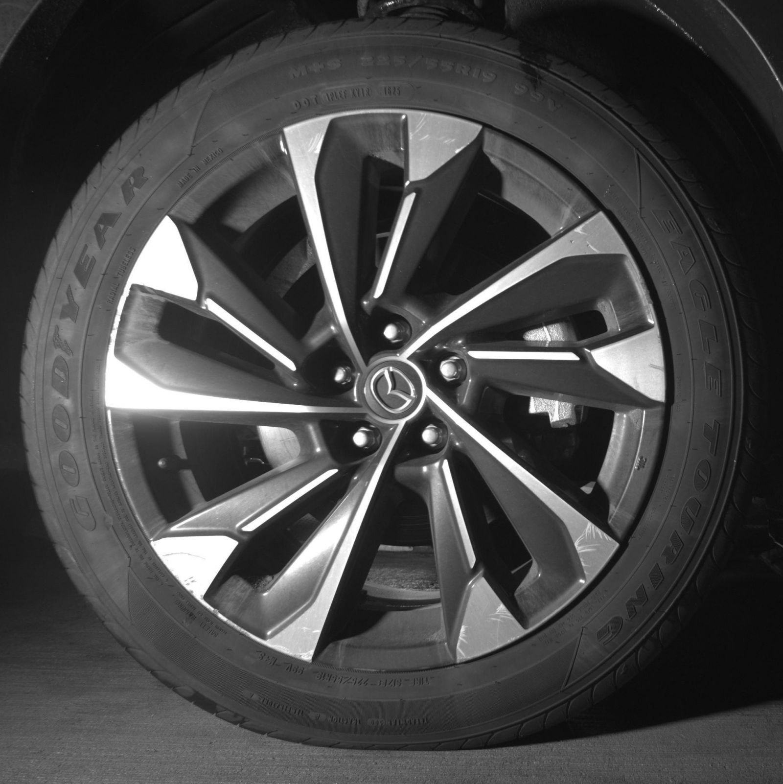 Thumbnail: 2025 Mazda CX-50 - 16
