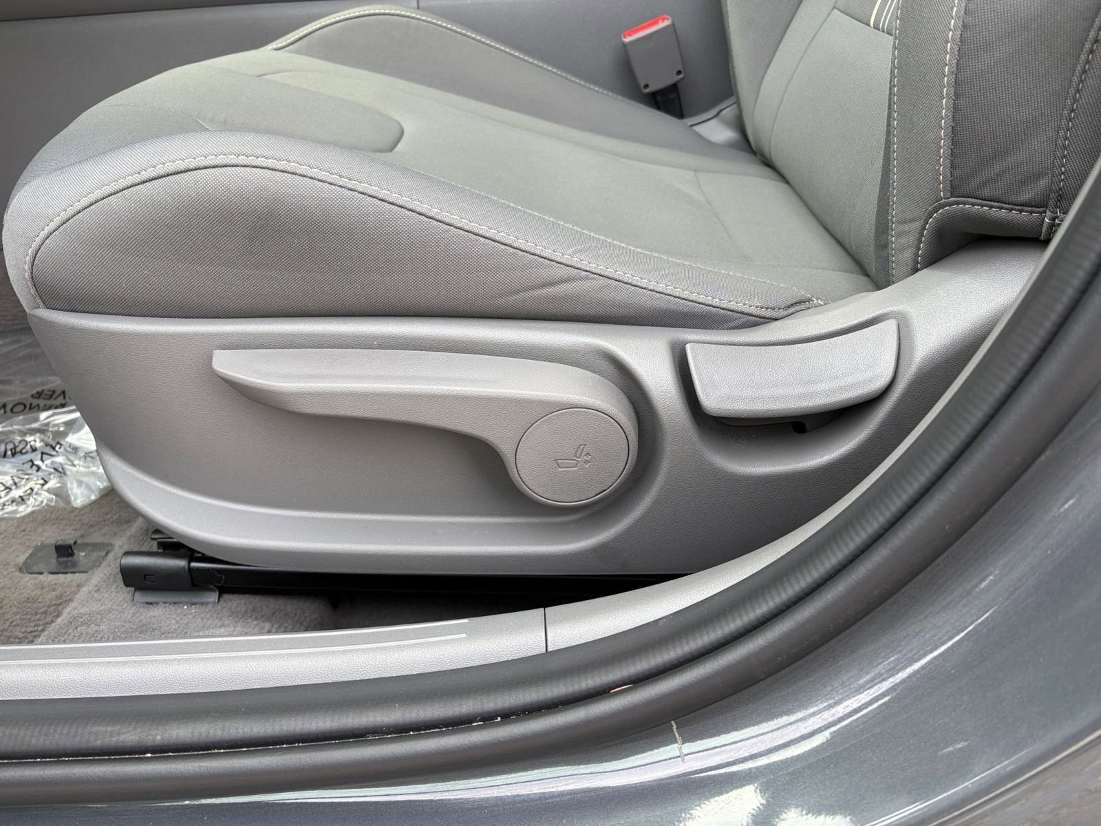 Thumbnail: 2025 Hyundai Elantra - 23