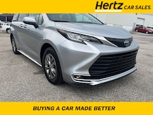 2023 Toyota Sienna XLE -
                Baltimore, MD