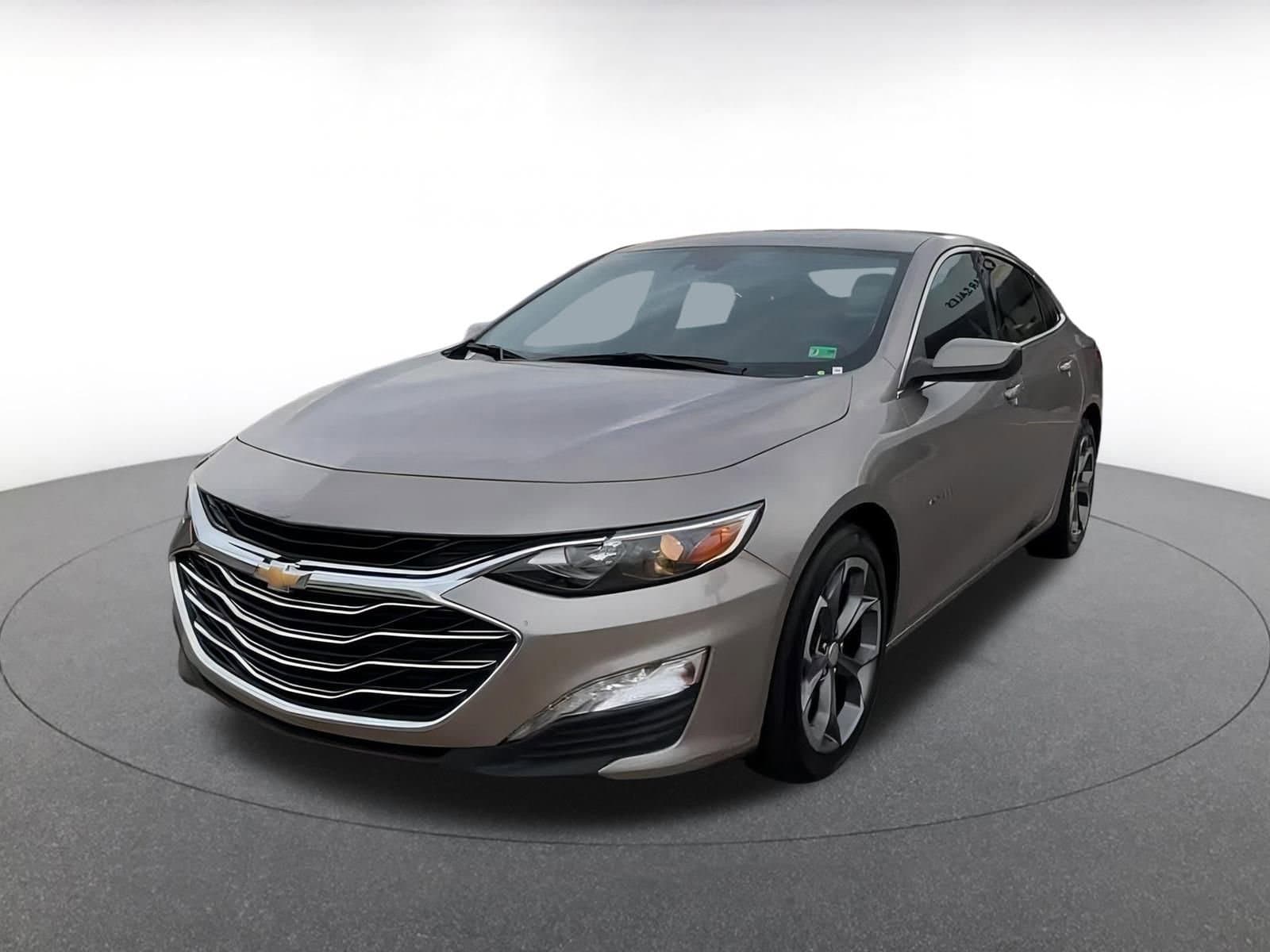 Thumbnail: 2023 Chevrolet Malibu - 6