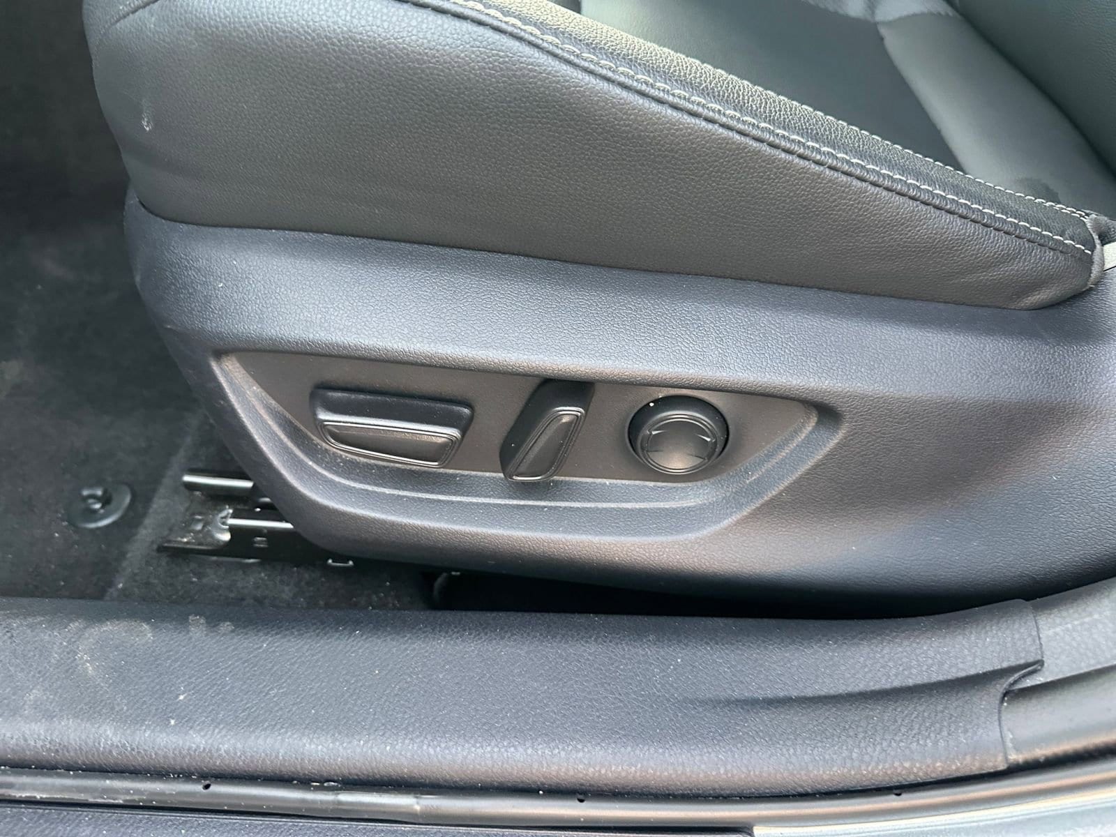 Thumbnail: 2025 Toyota Camry - 23