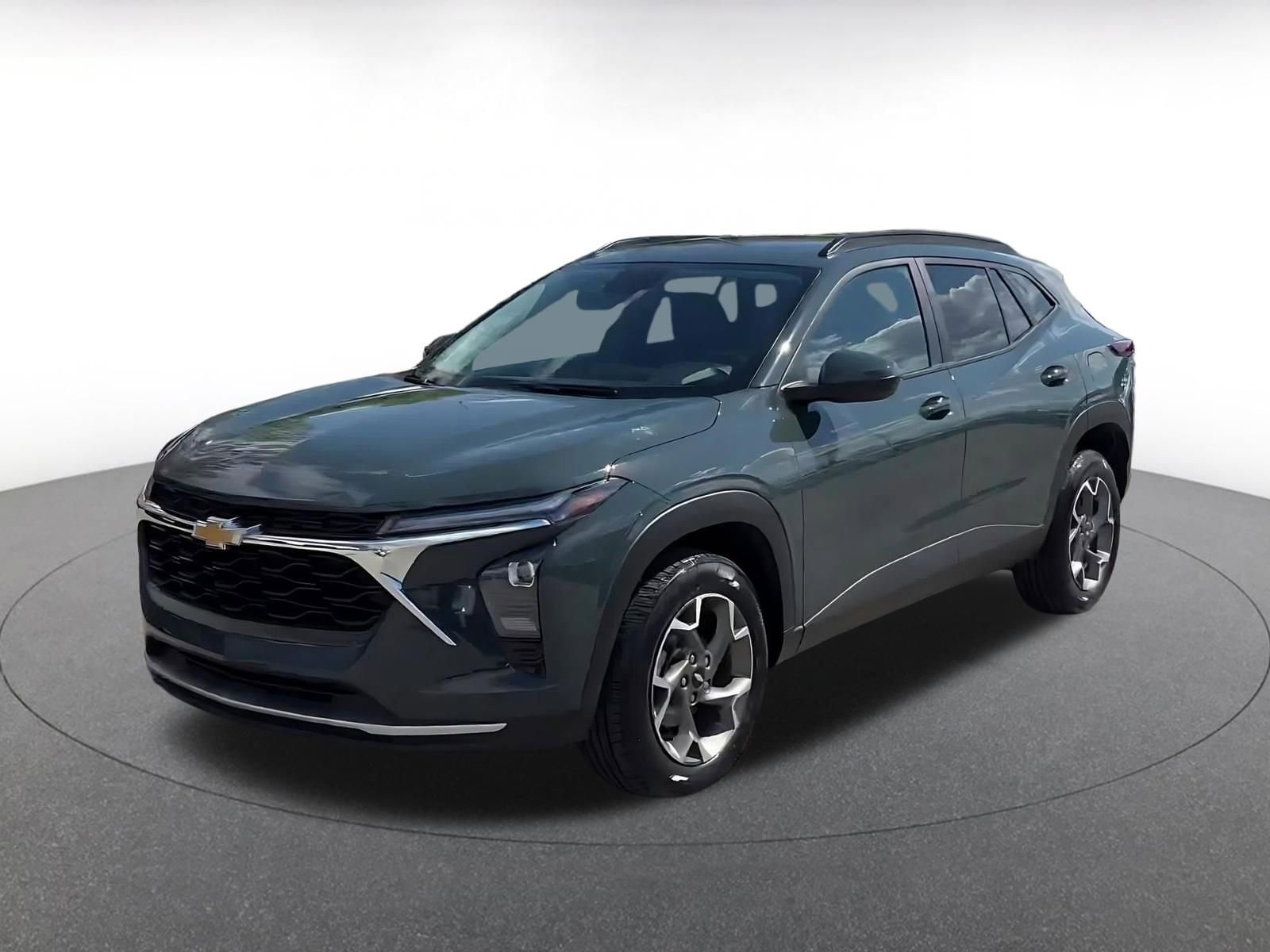 Thumbnail: 2025 Chevrolet Trax - 7