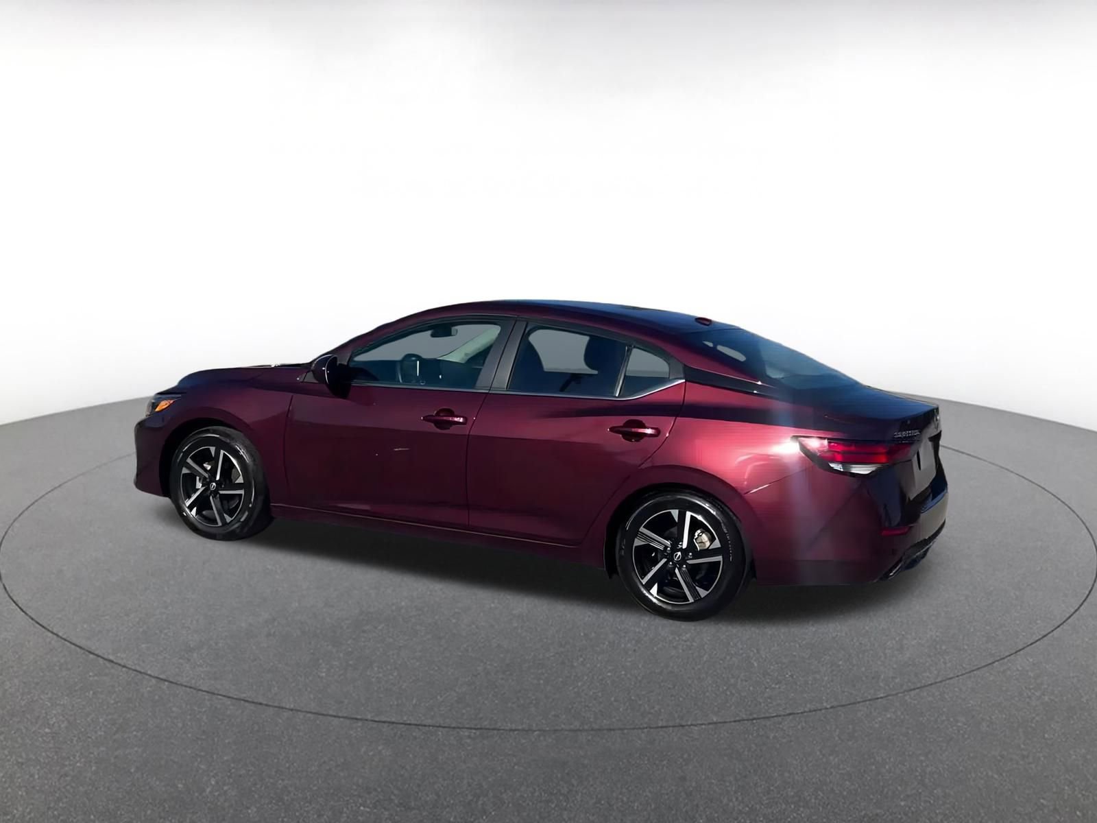 Thumbnail: 2024 Nissan Sentra - 10