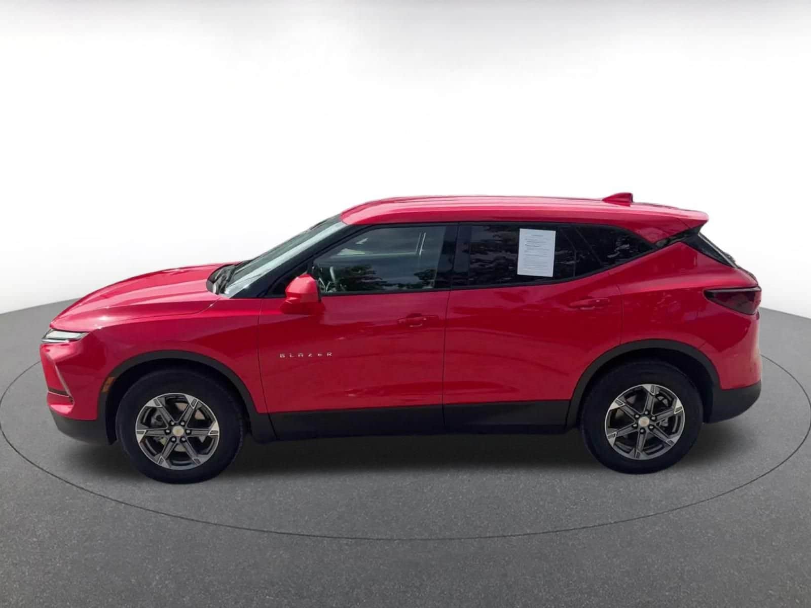 Thumbnail: 2026 Chevrolet Blazer - 9
