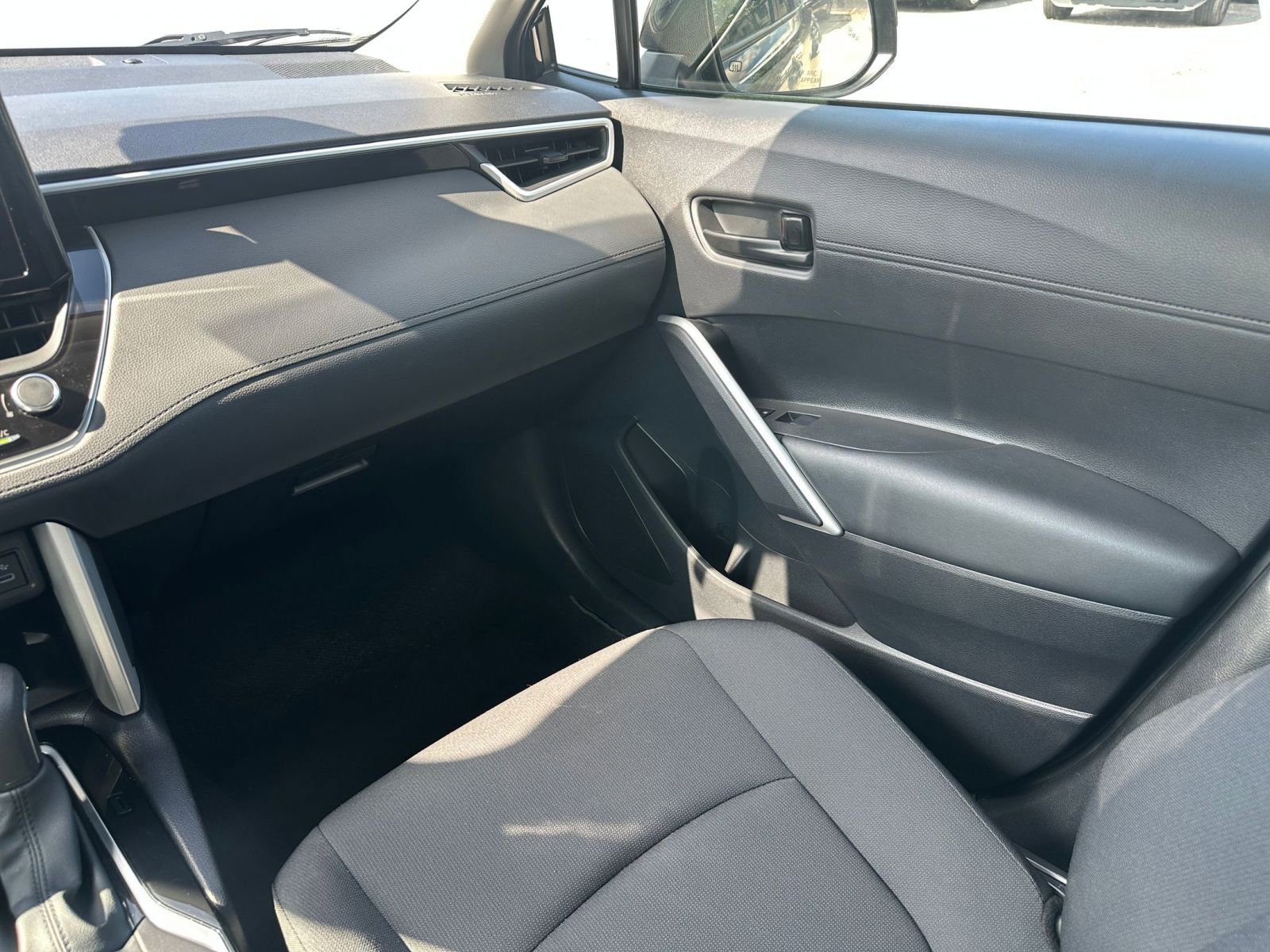 Thumbnail: 2025 Toyota Corolla Cross - 34