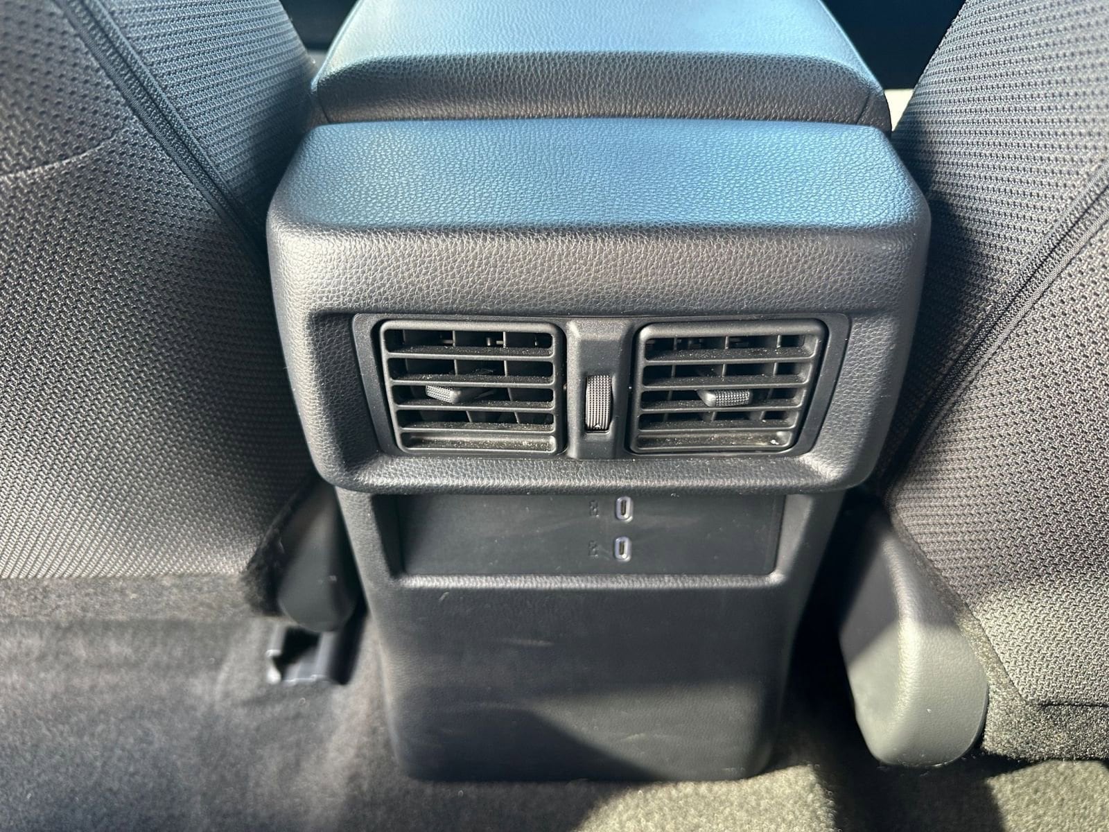 Thumbnail: 2025 Toyota 4Runner - 23