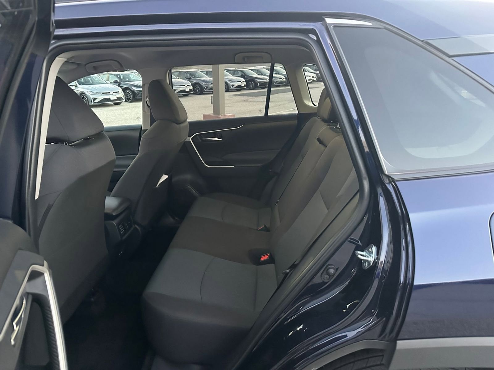 Thumbnail: 2025 Toyota RAV4 - 7