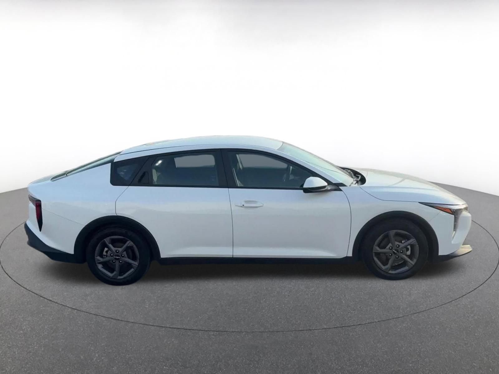 Thumbnail: 2025 Kia K4 - 16