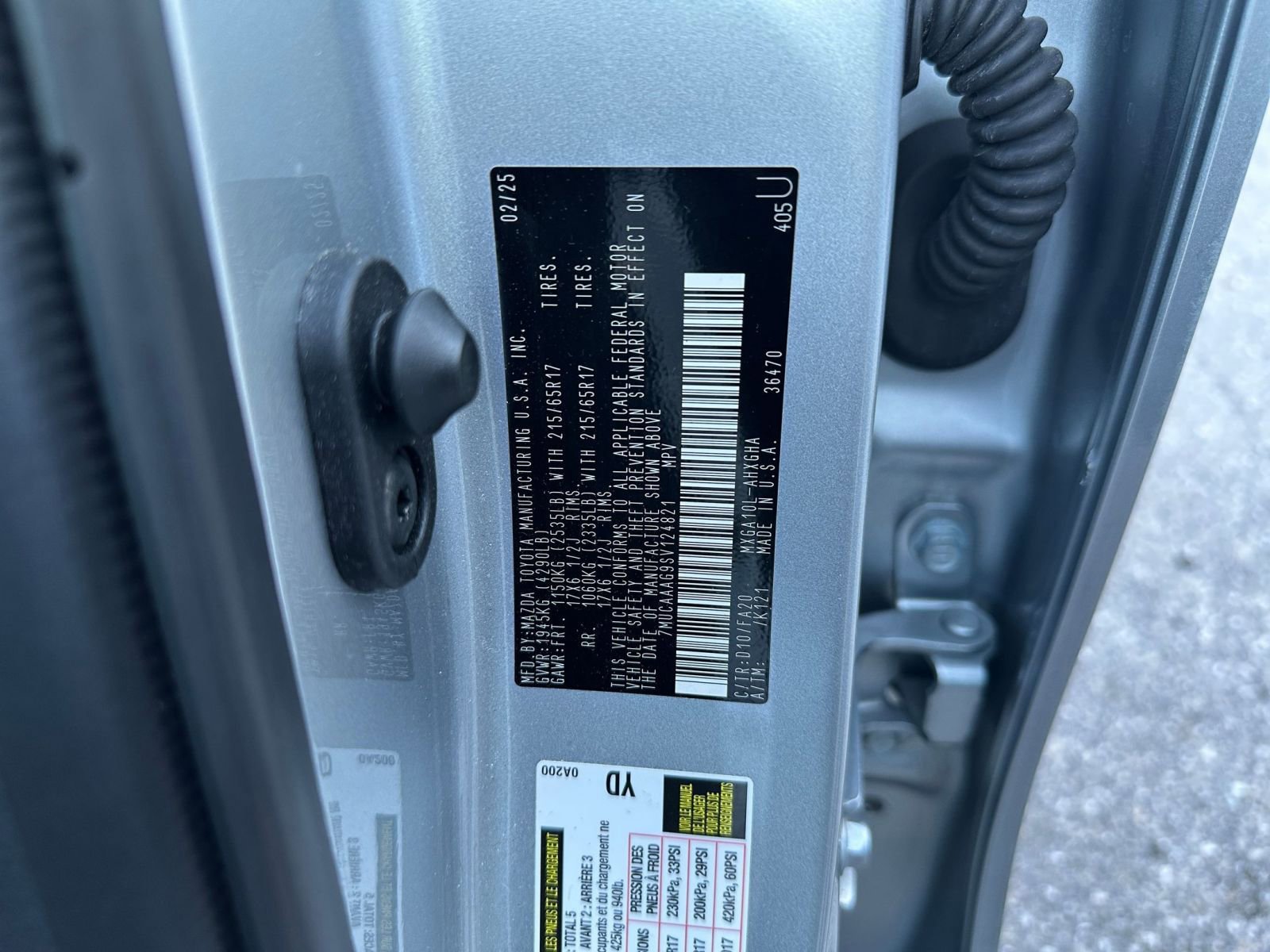 Thumbnail: 2025 Toyota Corolla Cross - 28