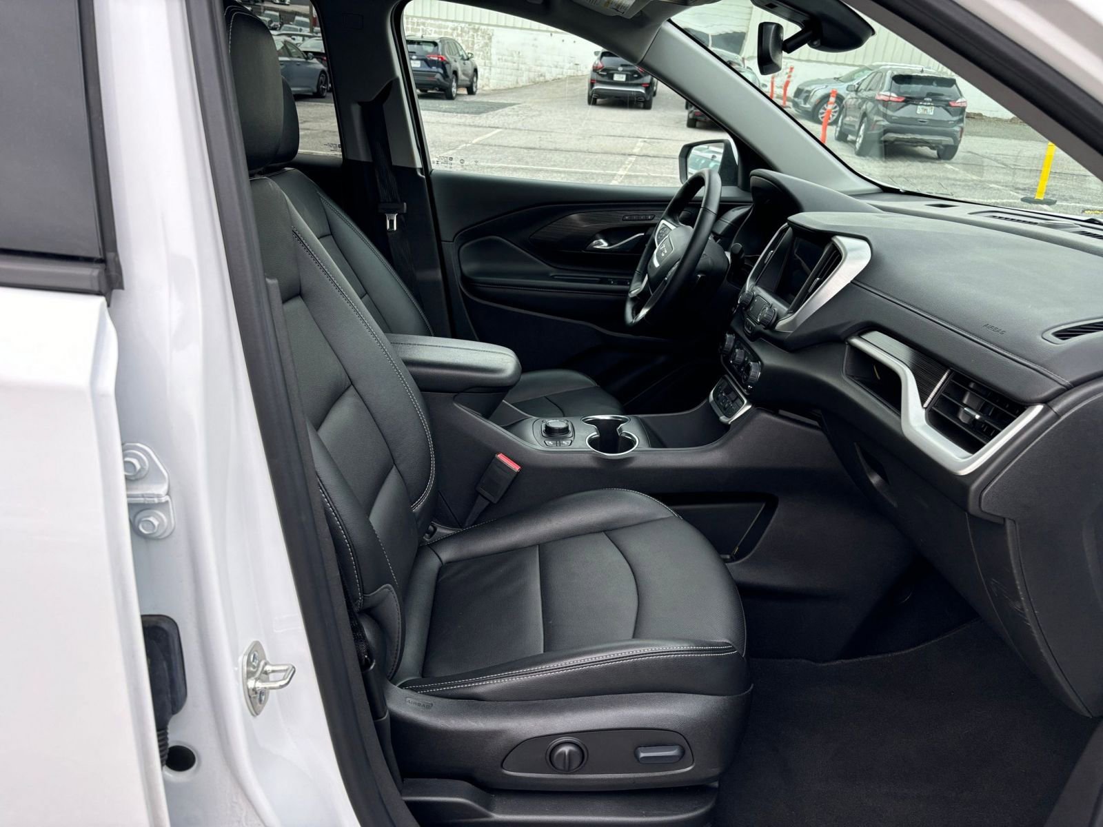 2024 GMC Terrain SLT 27