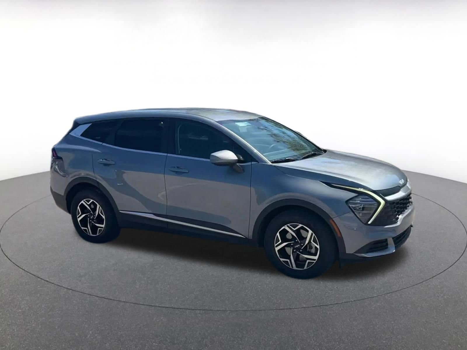 Thumbnail: 2025 Kia Sportage - 2
