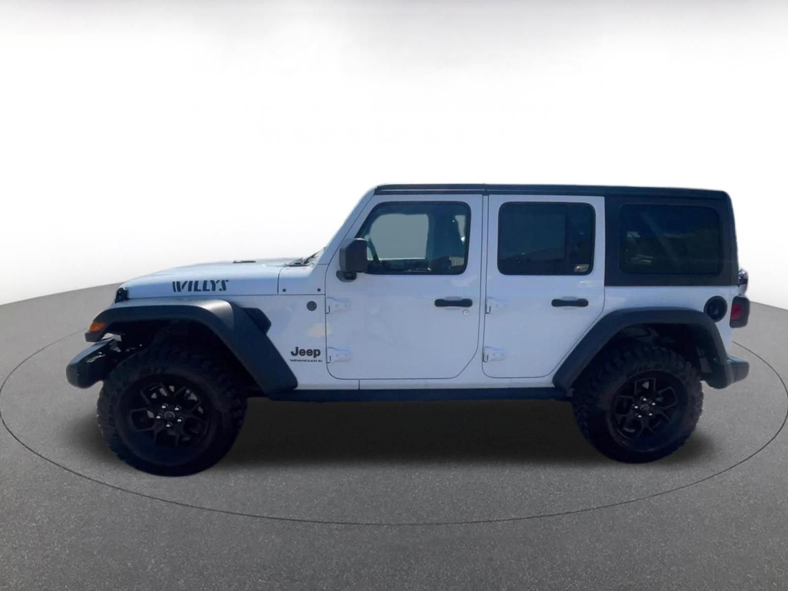 Thumbnail: 2025 Jeep Wrangler - 9