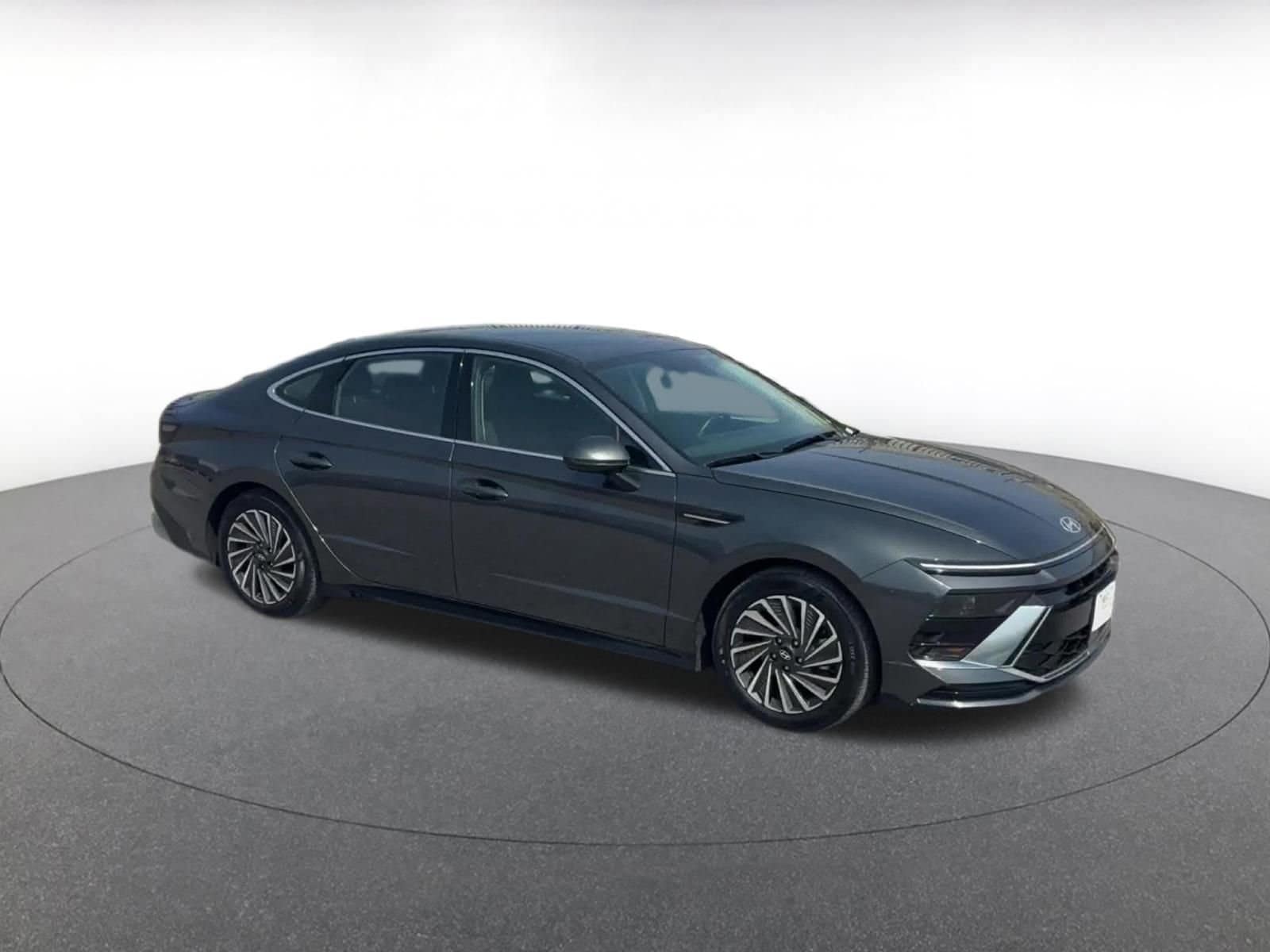 Thumbnail: 2025 Hyundai Sonata - 2