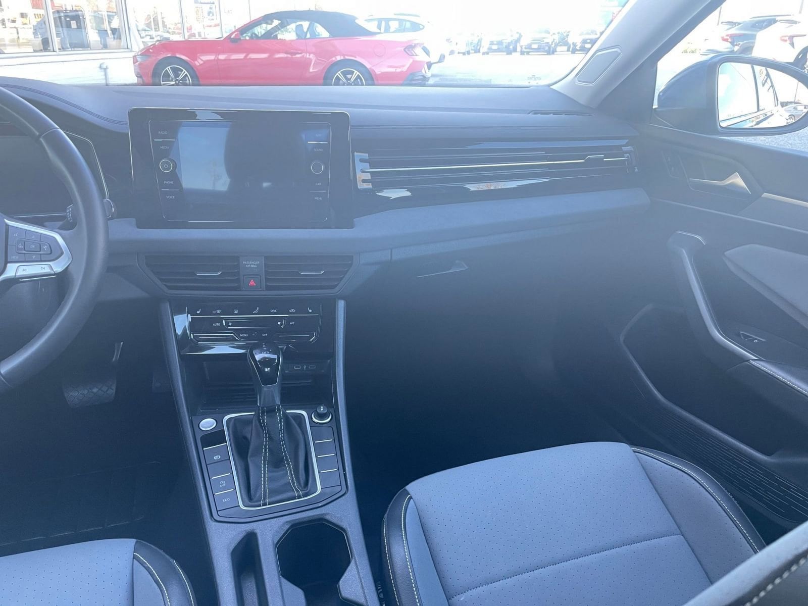 Thumbnail: 2025 Volkswagen Jetta - 34