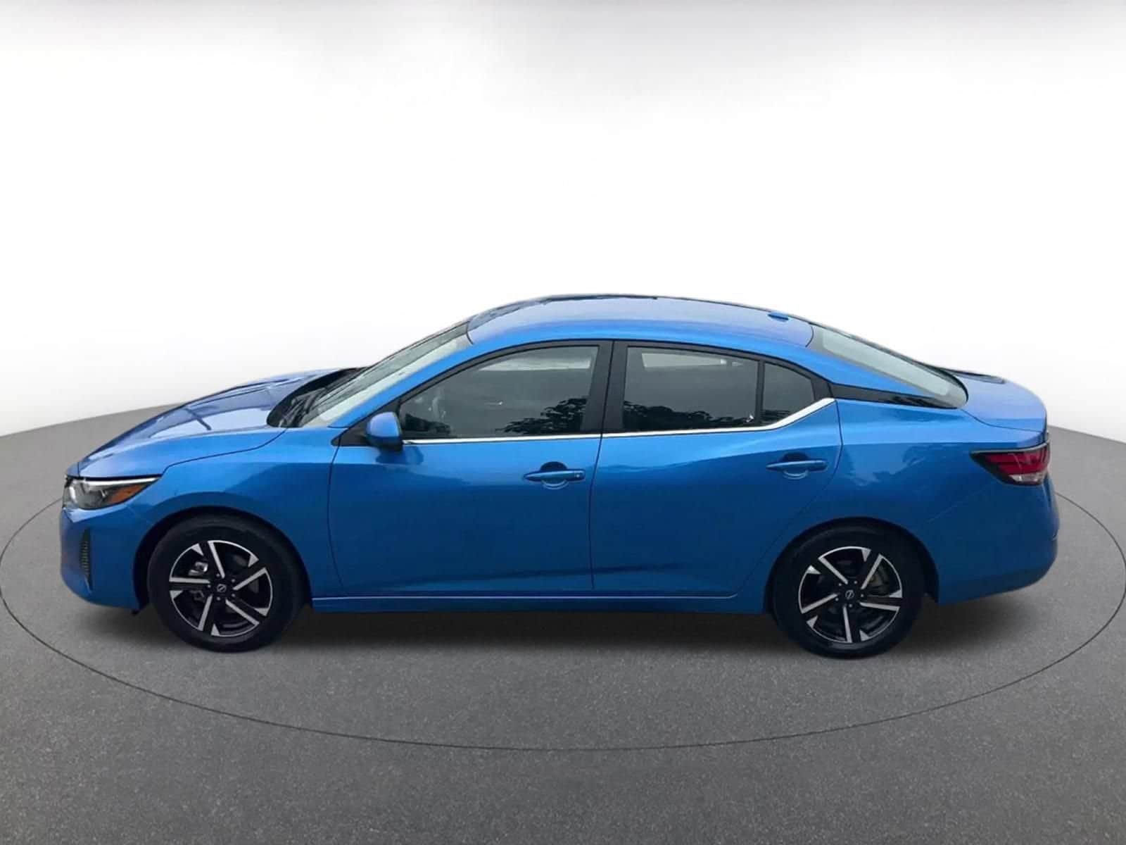 Thumbnail: 2025 Nissan Sentra - 8
