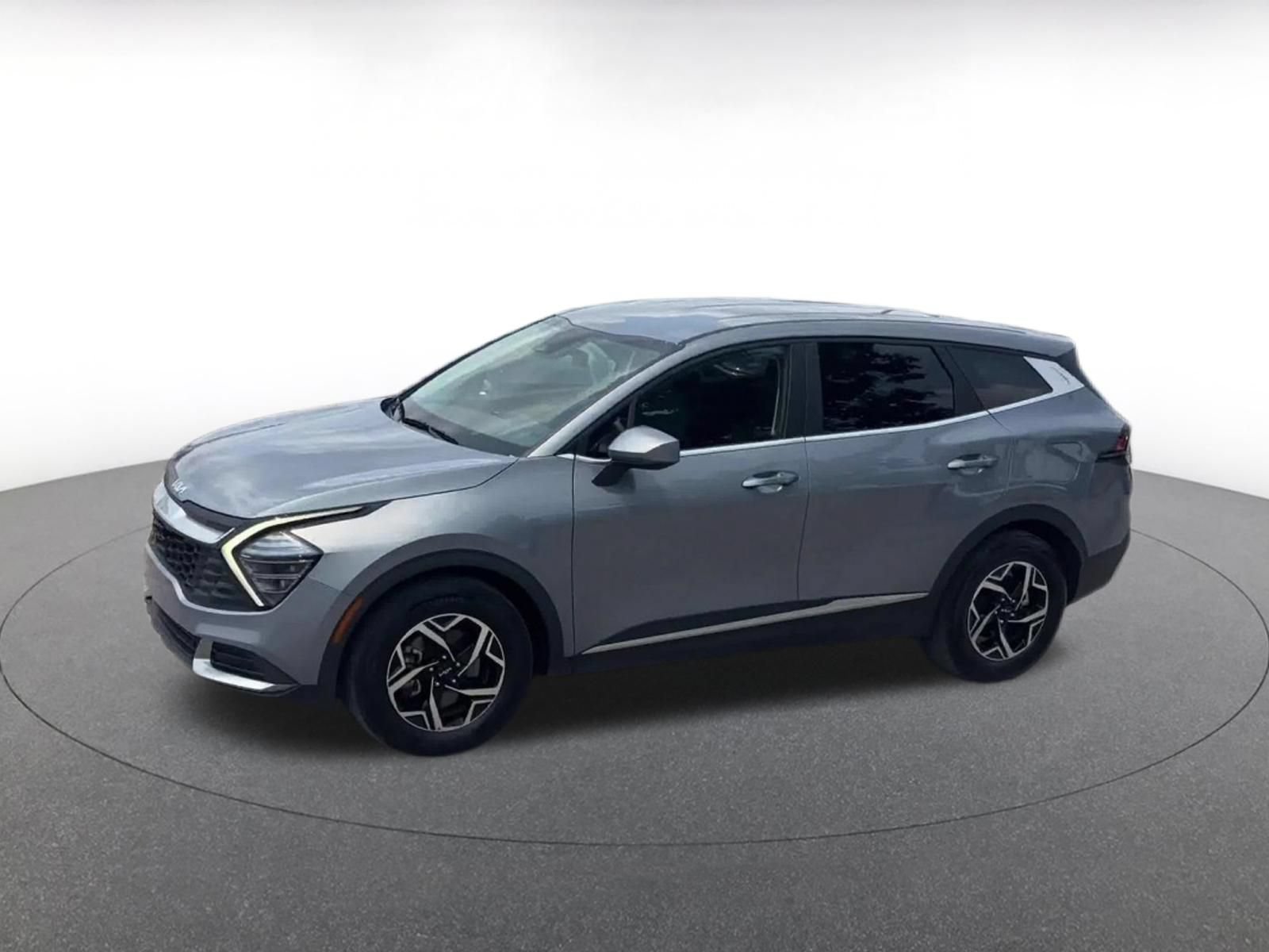 Thumbnail: 2025 Kia Sportage - 8