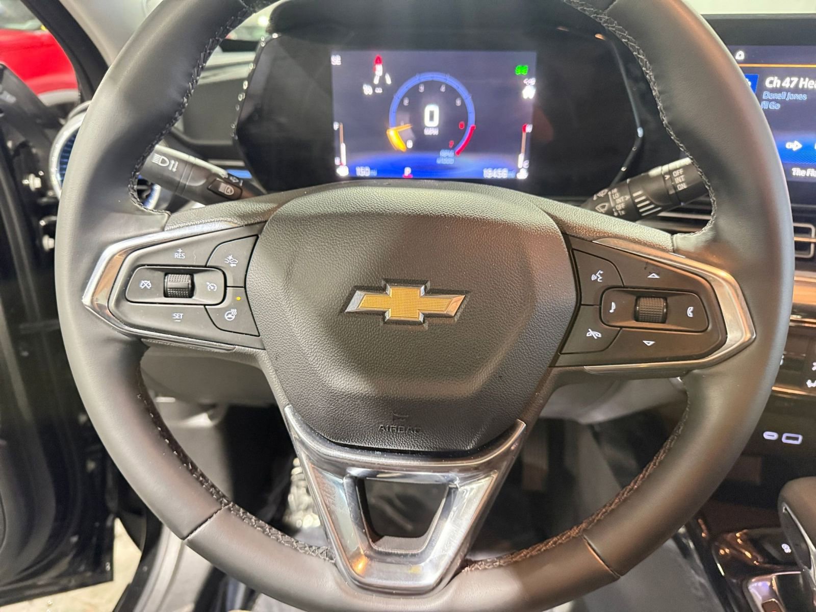 Thumbnail: 2025 Chevrolet Trax - 27