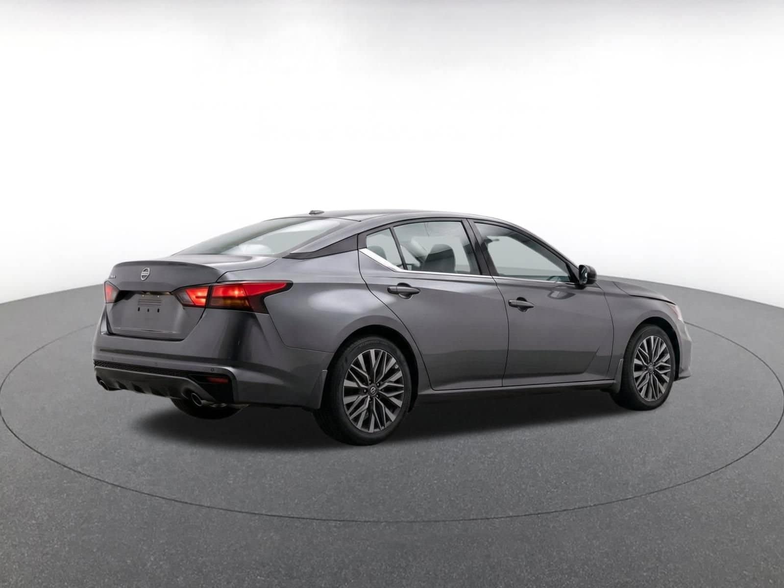 Thumbnail: 2026 Nissan Altima - 9