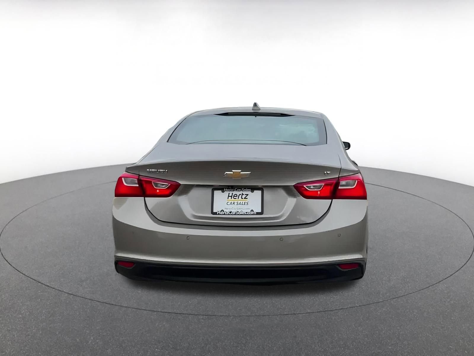 Thumbnail: 2023 Chevrolet Malibu - 12