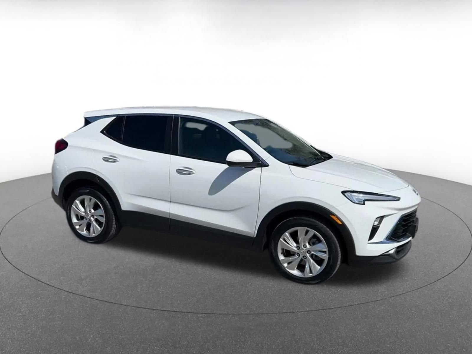 Thumbnail: 2025 Buick Encore GX - 2