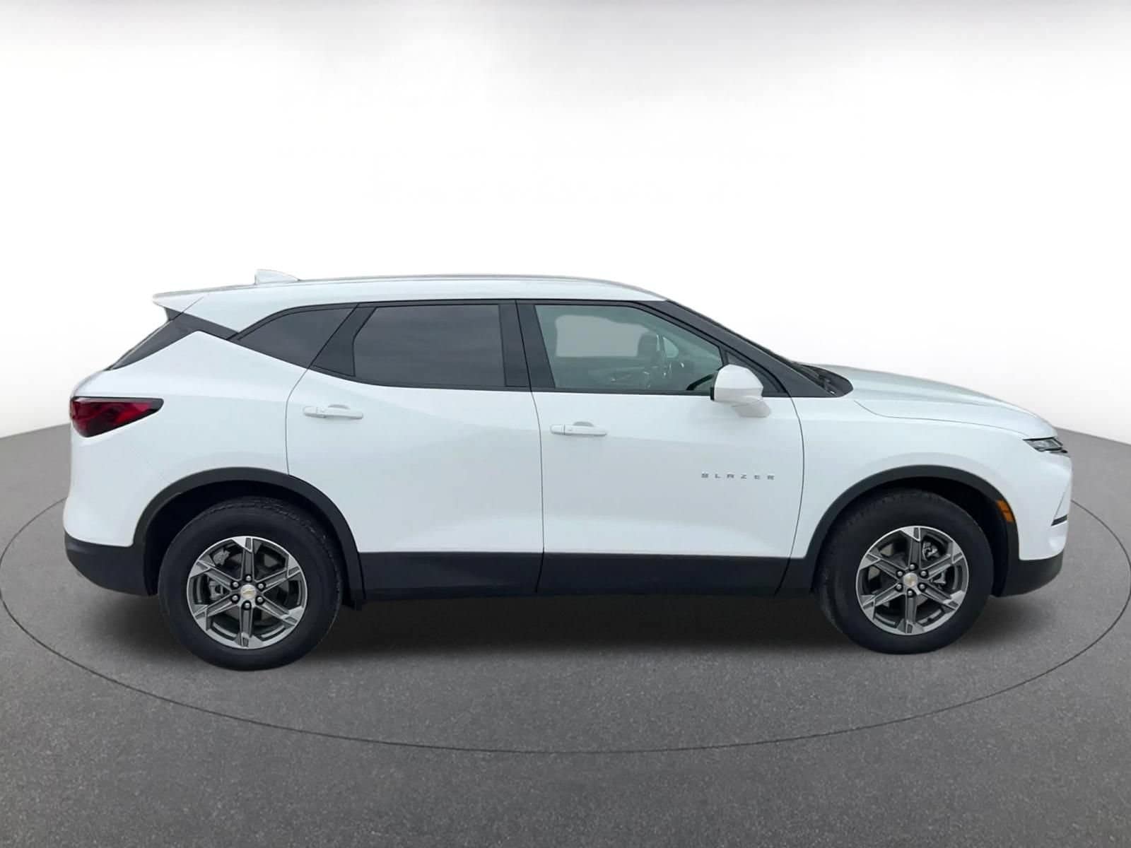 Thumbnail: 2025 Chevrolet Blazer - 16
