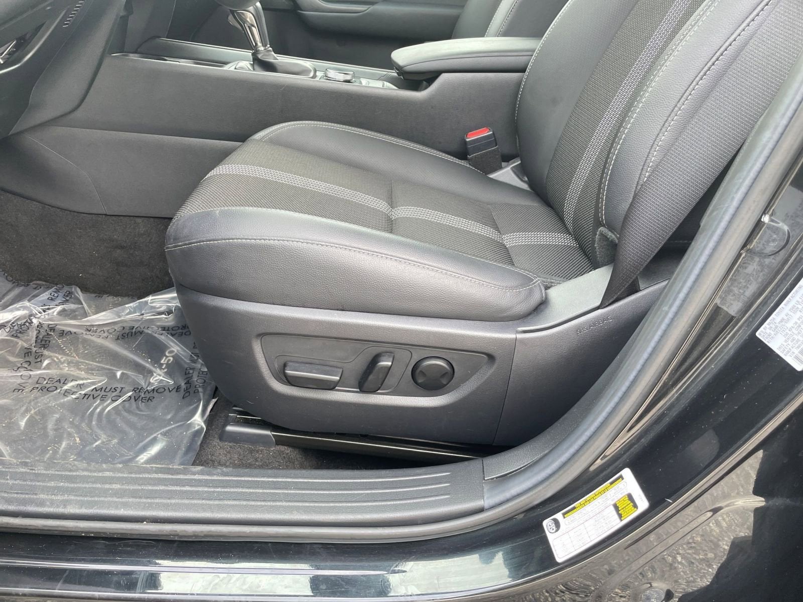 Thumbnail: 2025 Mazda CX-50 - 23