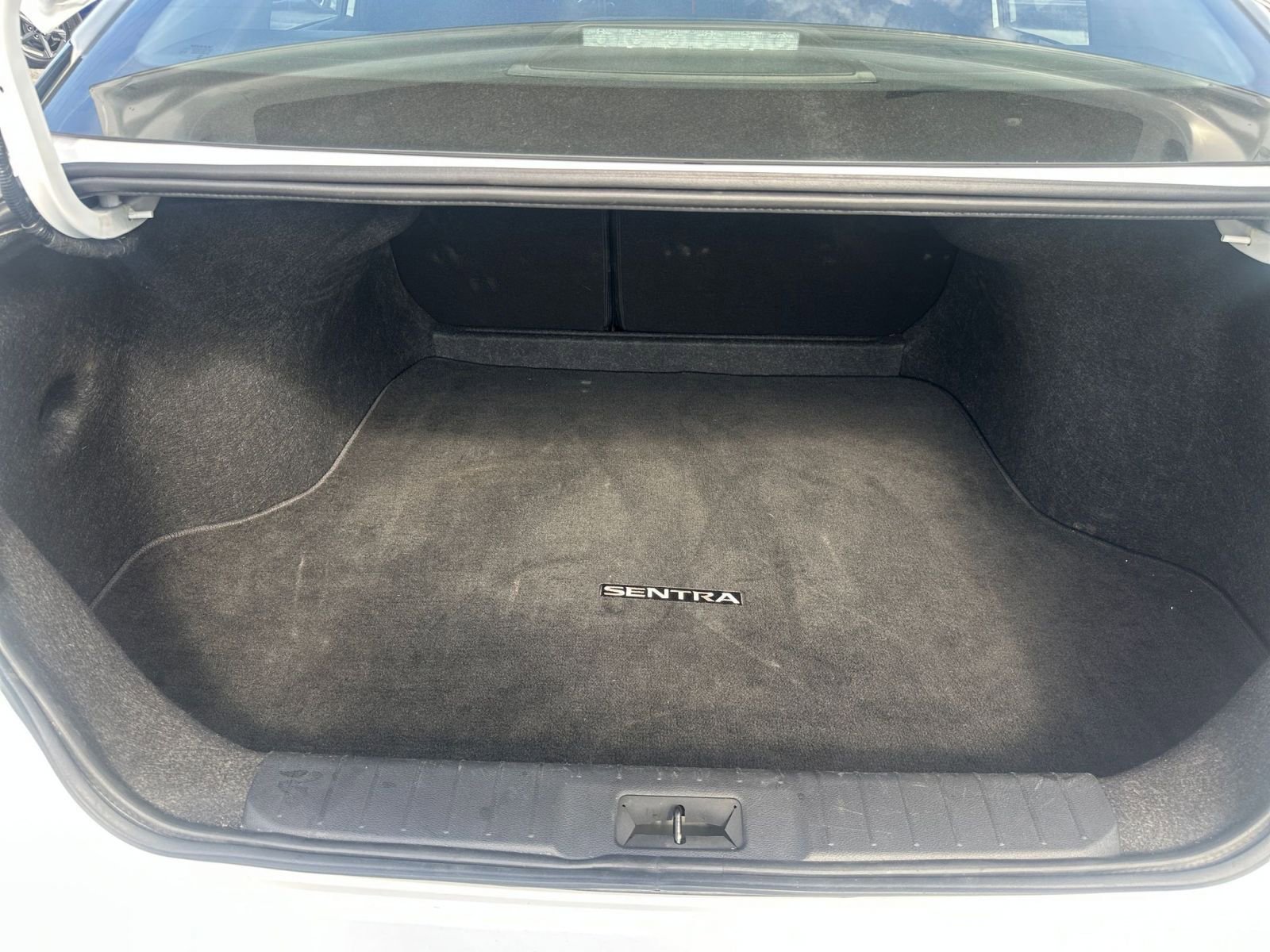 Thumbnail: 2025 Nissan Sentra - 30