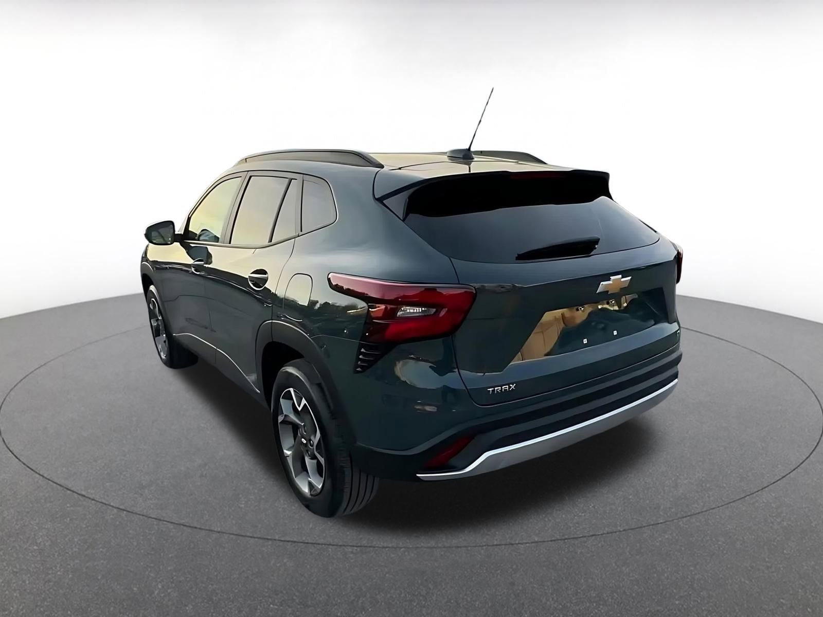 Thumbnail: 2025 Chevrolet Trax - 11