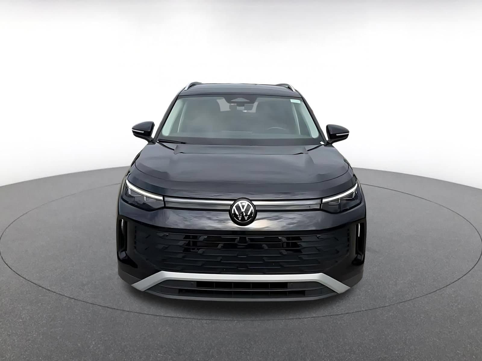 Thumbnail: 2026 Volkswagen Tiguan - 4