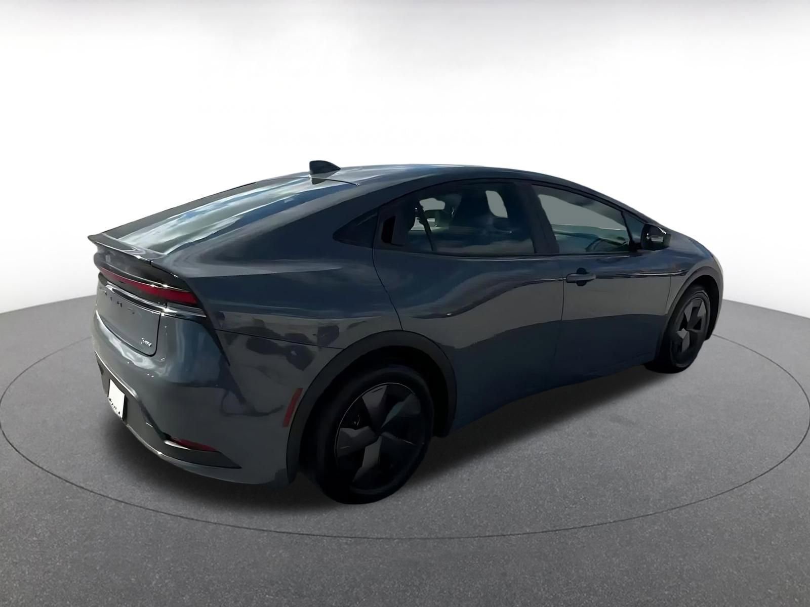 Thumbnail: 2025 Toyota Prius - 15