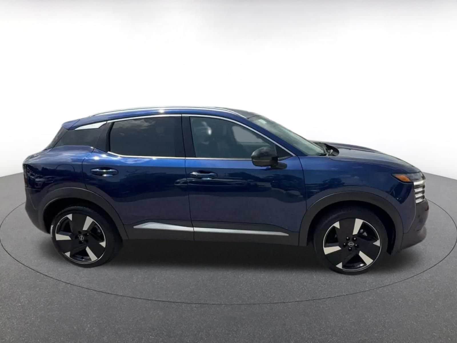 Thumbnail: 2026 Nissan Kicks - 15
