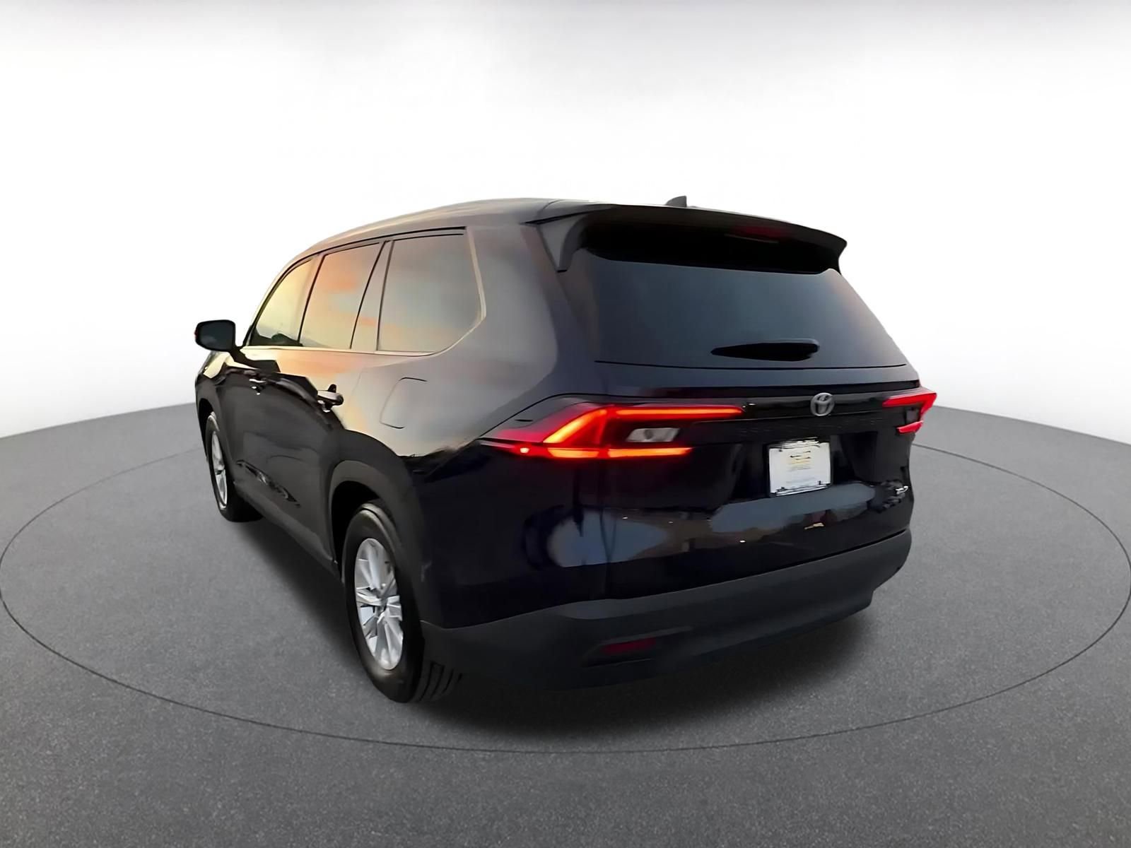 Thumbnail: 2025 Toyota Grand Highlander - 11