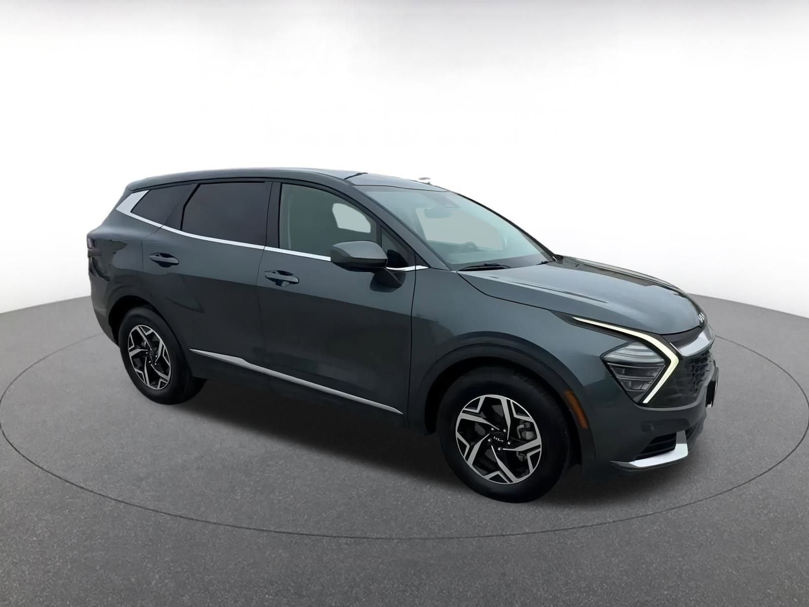Thumbnail: 2024 Kia Sportage - 2