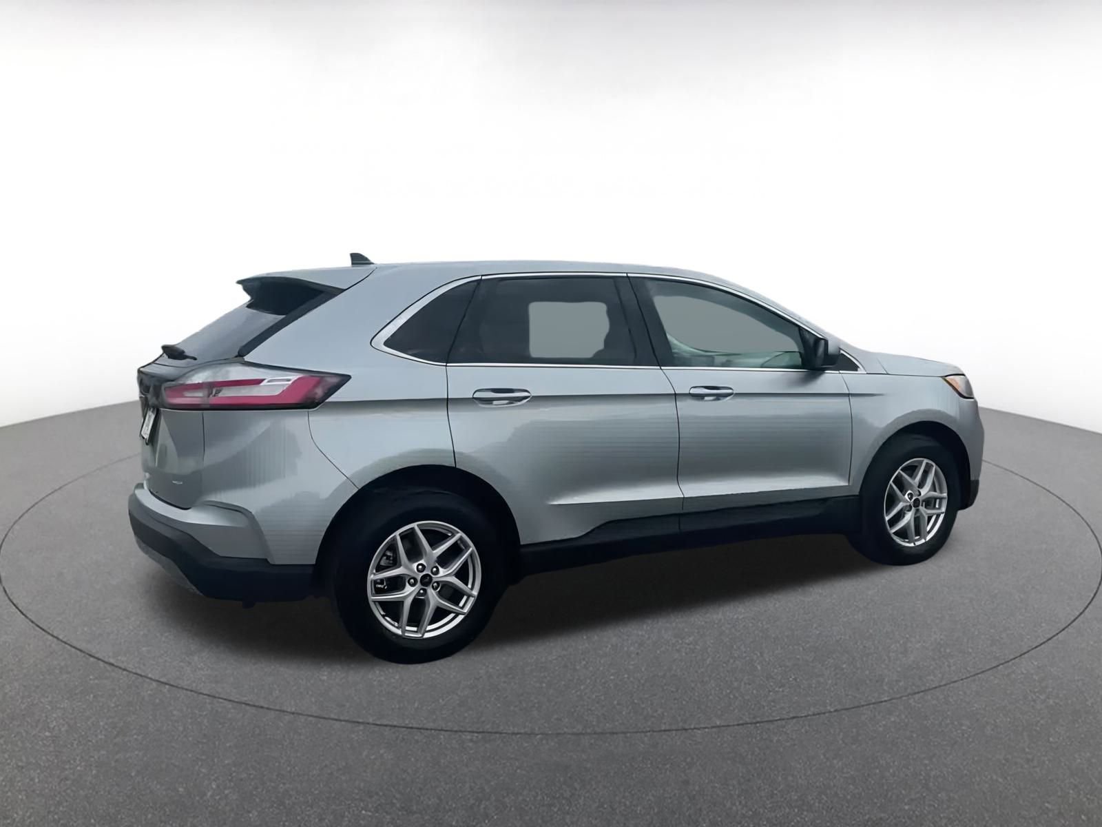 Thumbnail: 2024 Ford Edge - 15