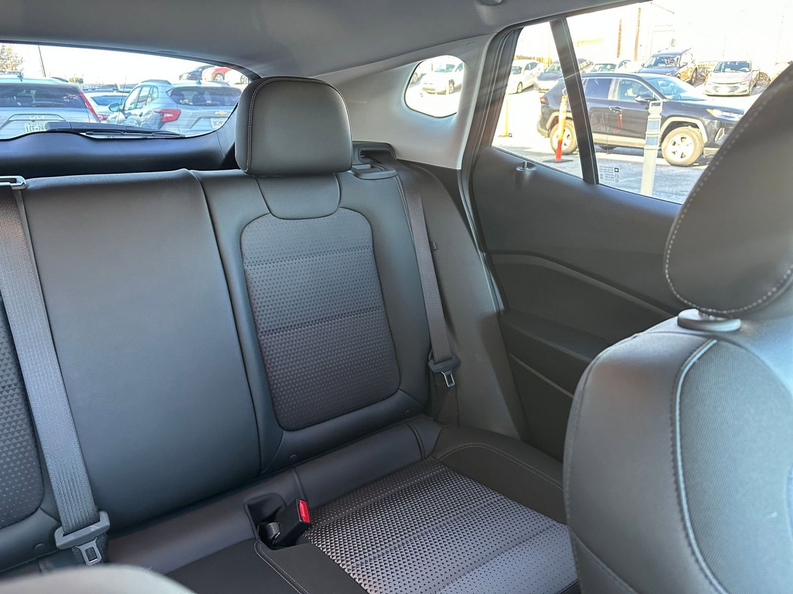 Thumbnail: 2025 Chevrolet Trax - 35