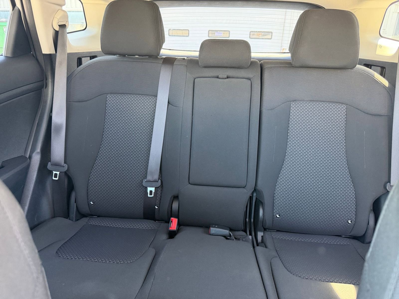 Thumbnail: 2025 Kia Sportage - 33