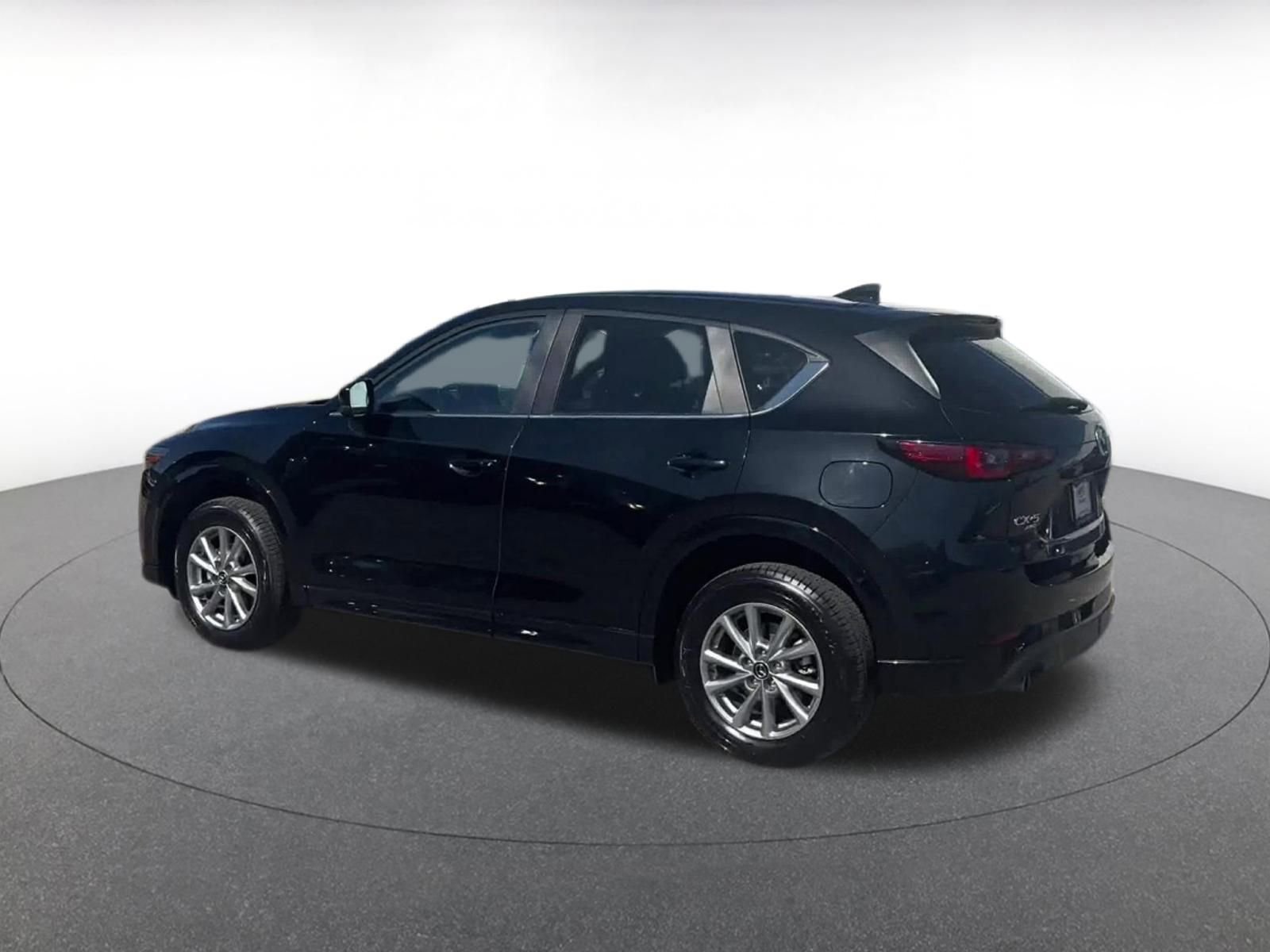 Thumbnail: 2025 Mazda CX-5 - 10