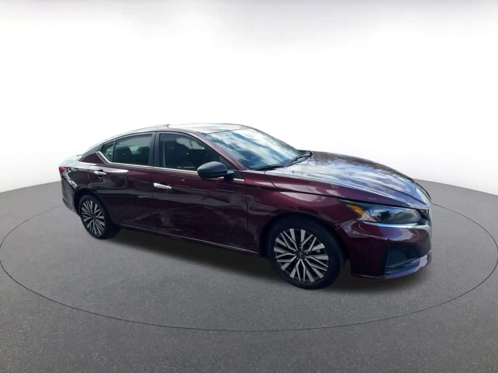 Thumbnail: 2025 Nissan Altima - 2