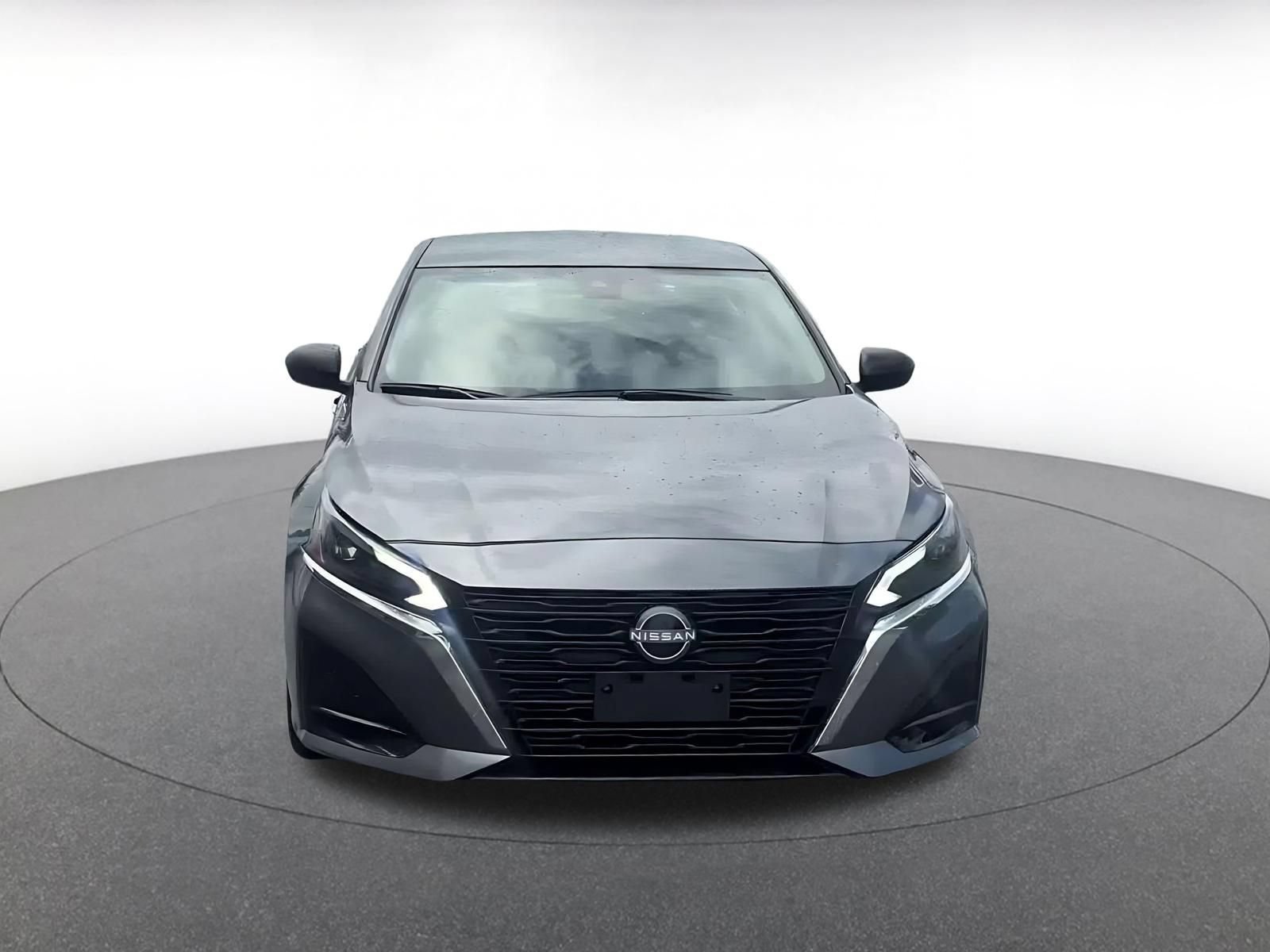 Thumbnail: 2025 Nissan Altima - 4