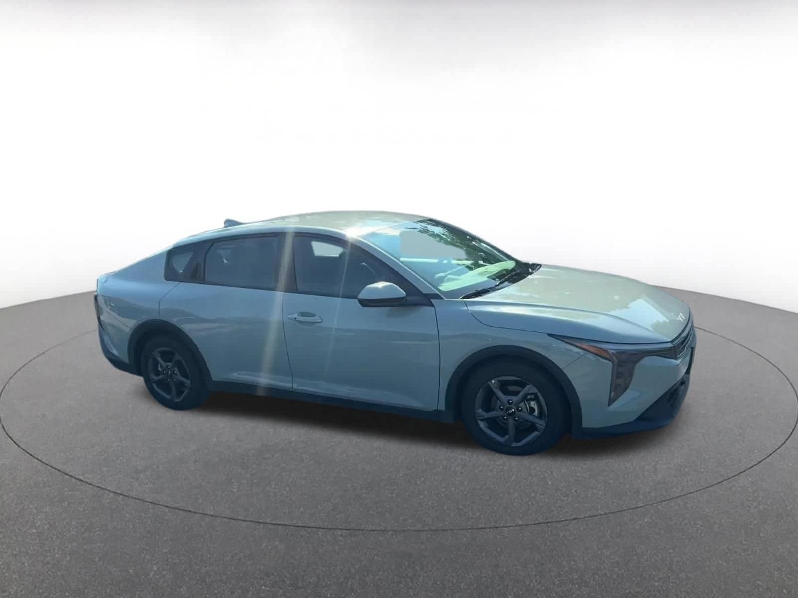 Thumbnail: 2025 Kia K4 - 2