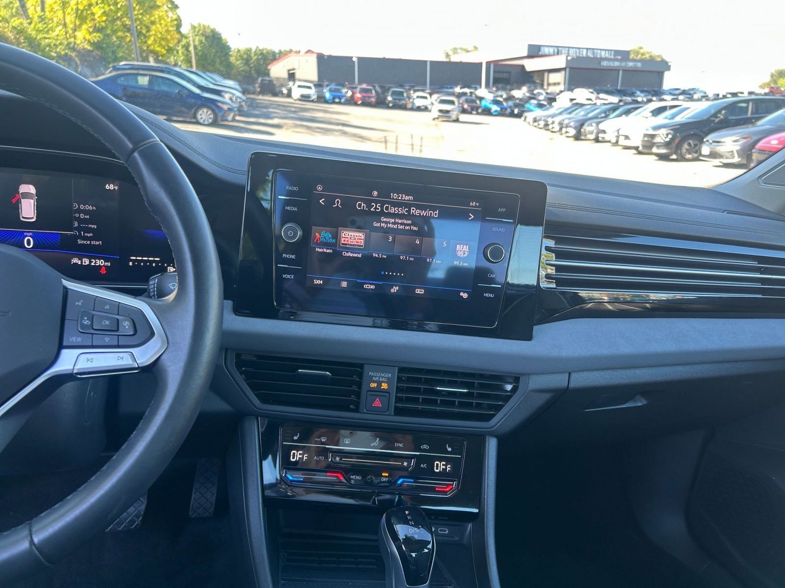 Thumbnail: 2025 Volkswagen Jetta - 18