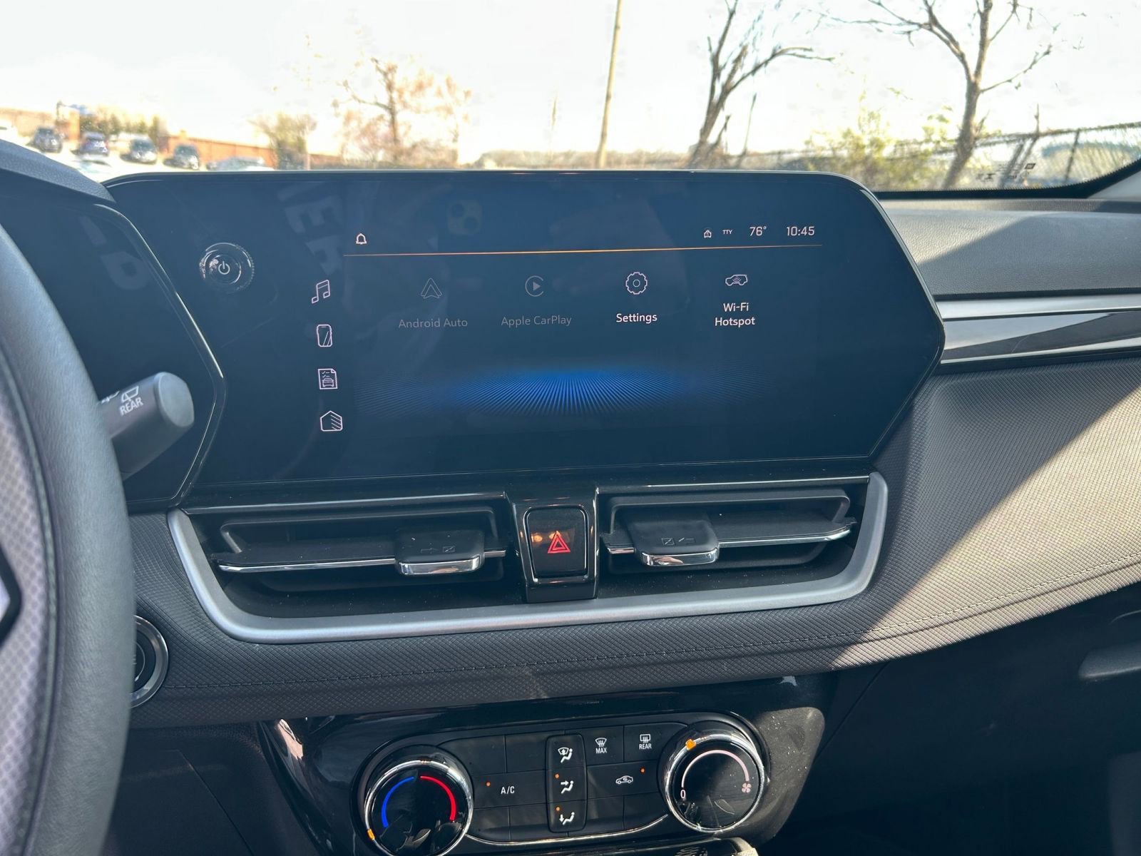 Thumbnail: 2025 Chevrolet TrailBlazer - 17