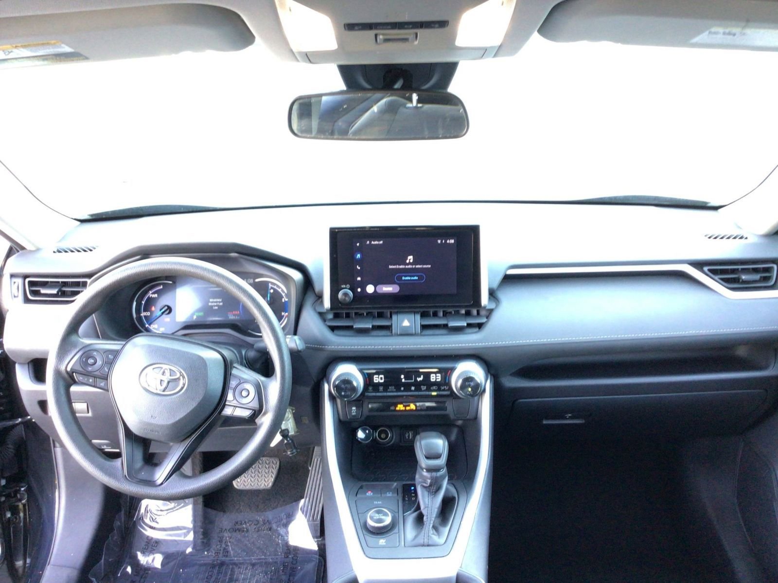 Thumbnail: 2025 Toyota RAV4 - 32